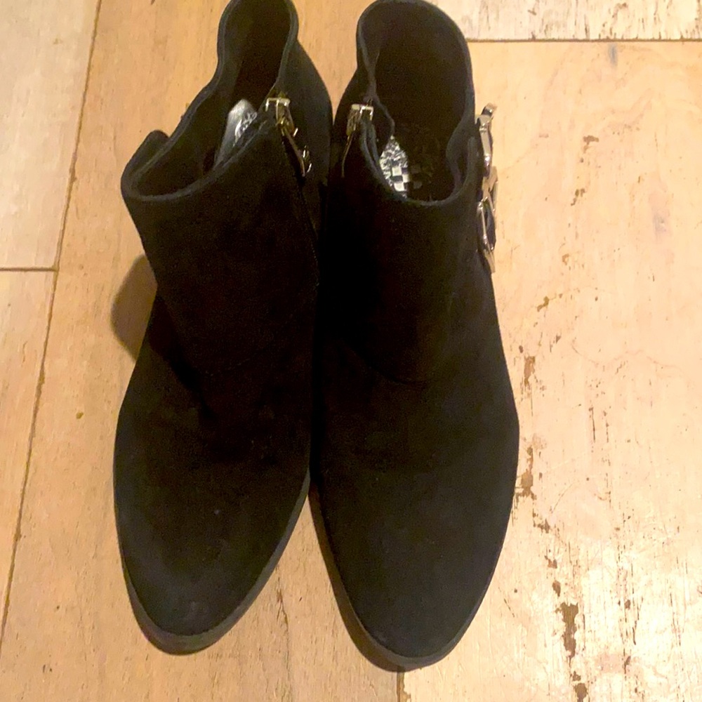 Black suedeVince Camuto size 7 women’s booties/Gently preowned worn only once.
